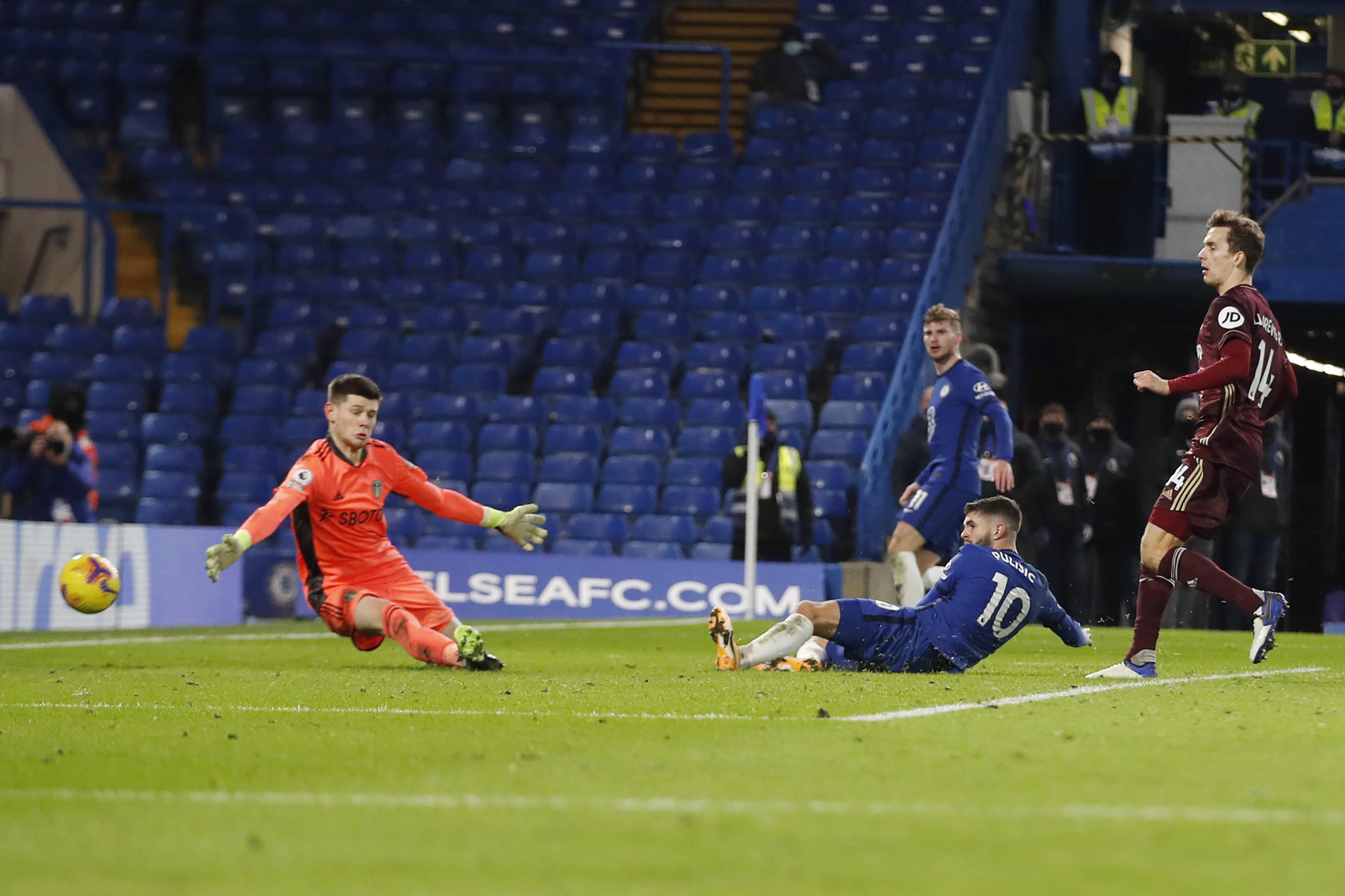 他在担任尤 他在担任尤